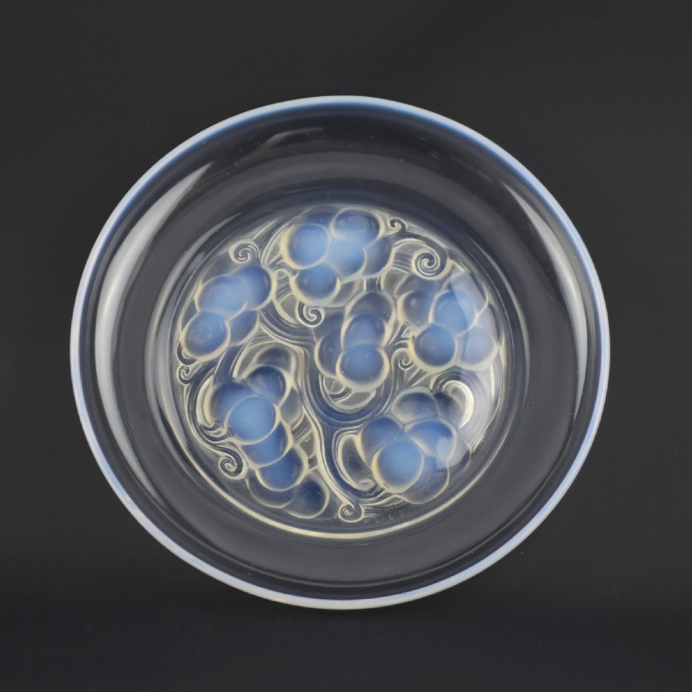 Rene Lalique Marienthal opalescent plate C1927 View IV