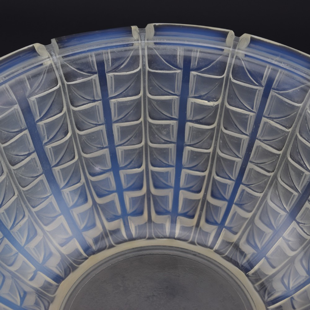 Rene Lalique opalescent Acacia No1 Bowl C1928 View V