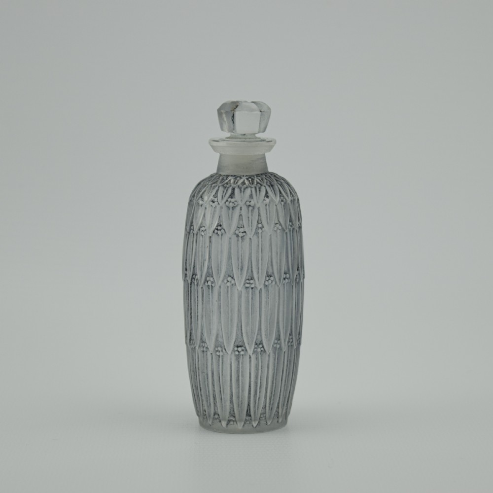 RENE LALIQUE PETITES FEUILLES PERFUME BOTTLE C1910