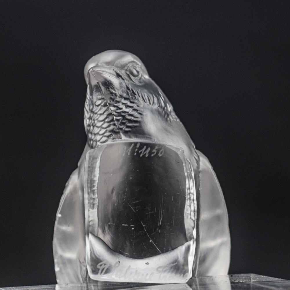 RENE LALIQUE MOINEAU HARDI PAPERWEIGHT C1929 View VI