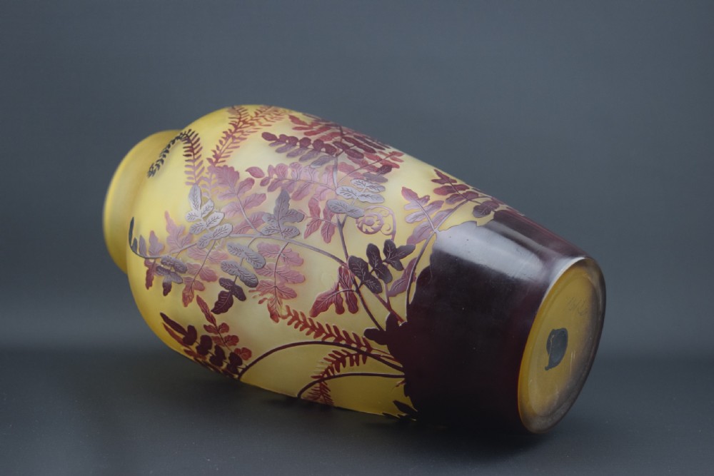 An Art Nouveau cameo glass vase featuring frosted yellow glass acid-etched with dark burgundy fern leaf motifs. View XII