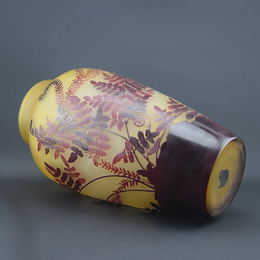An Art Nouveau cameo glass vase featuring frosted yellow glass acid-etched with dark burgundy fern leaf motifs. View XIII