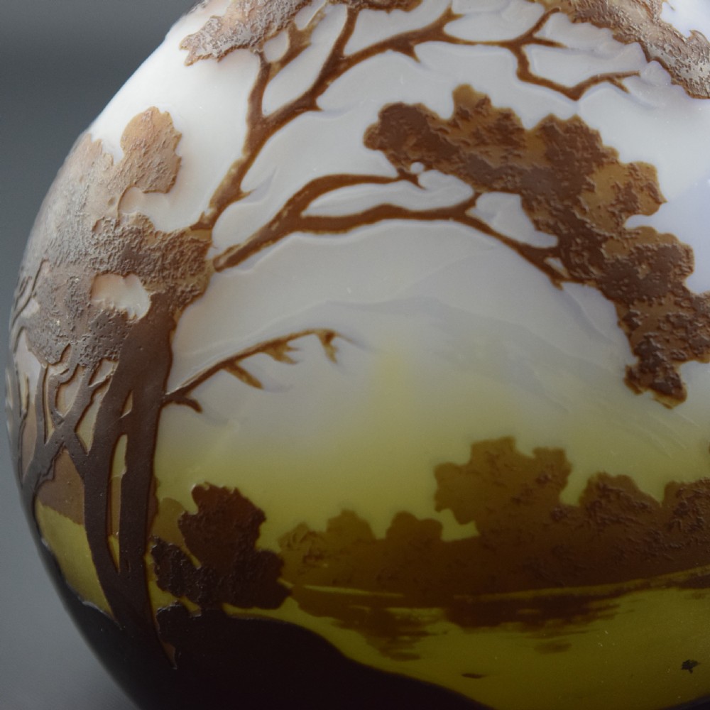 Galle cameo glass landscape banjo vase C1900 View VII