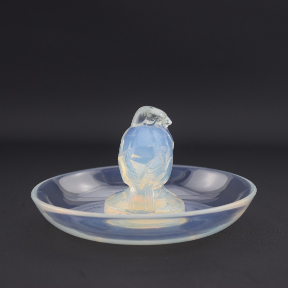 Rene Lalique opalescent glass moineau ashtray C1925 View II
