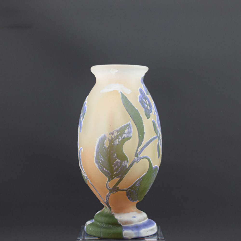 Galle cameo glass Hydrangea vase C1905 View IV