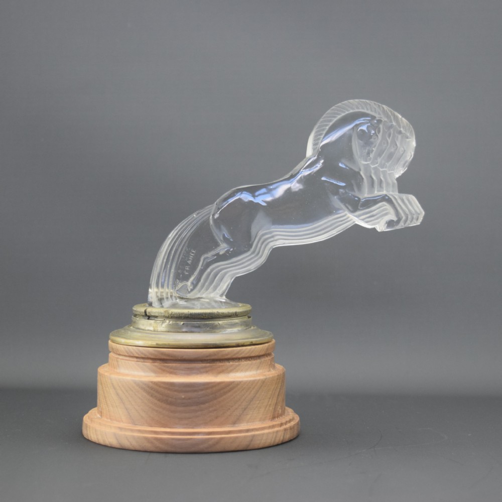 Rene Lalique Cinq Chevaux car mascot C1925