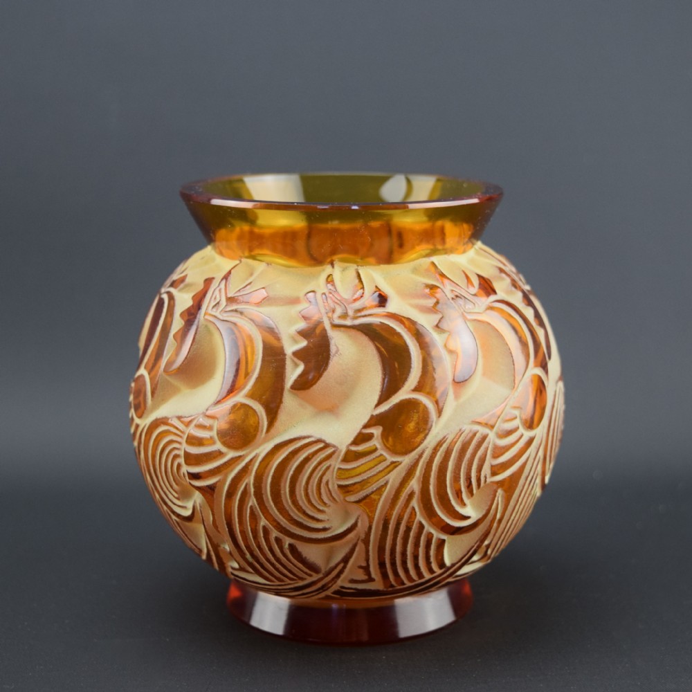 Rene Lalique Le Mans vase C1931