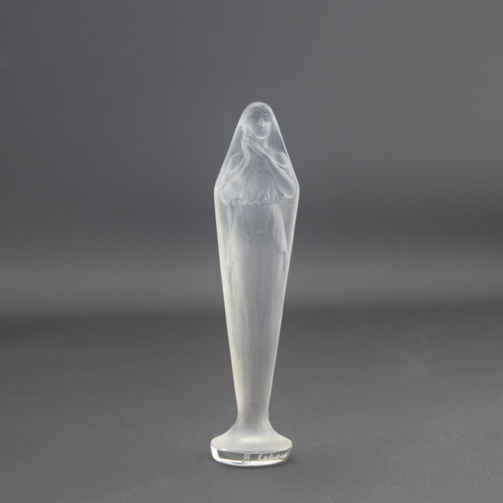 Rene Lalique figurine mains jointes seal C1920