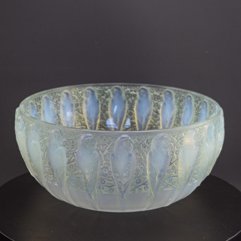 Rene Lalique opalescent Perruches bowl C1931