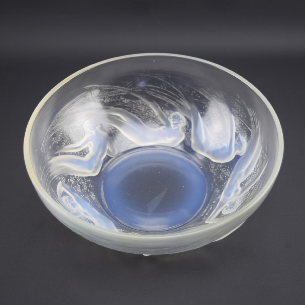 Rene Lalique opalescent Ondines glass bowl C1921