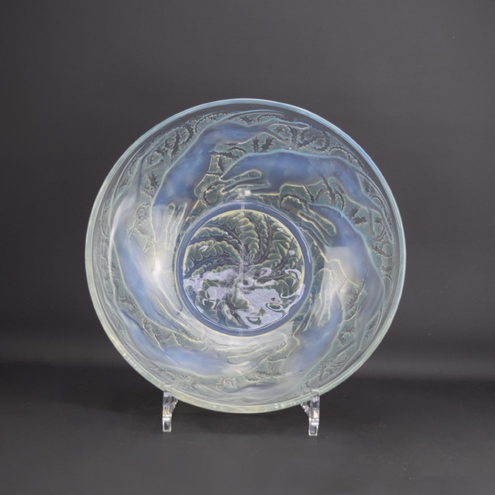 Rene Lalique opalescent and green stained Chiens No1 bowl C1921