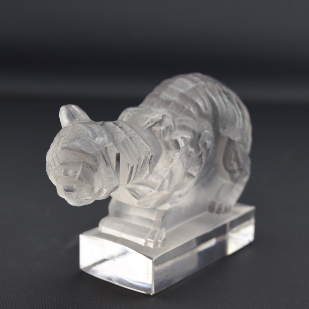 Rene Lalique chat (cat) paperweight View VI