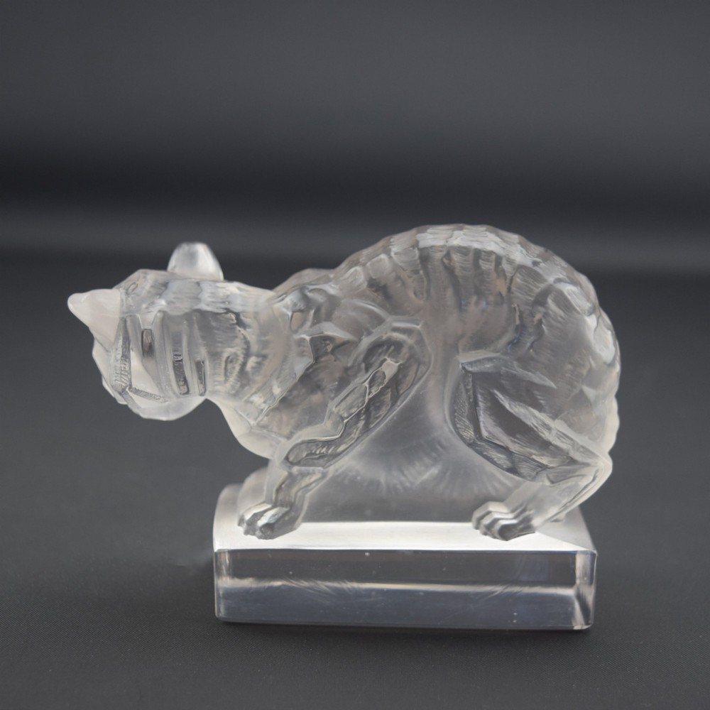 Rene Lalique chat (cat) paperweight View VII