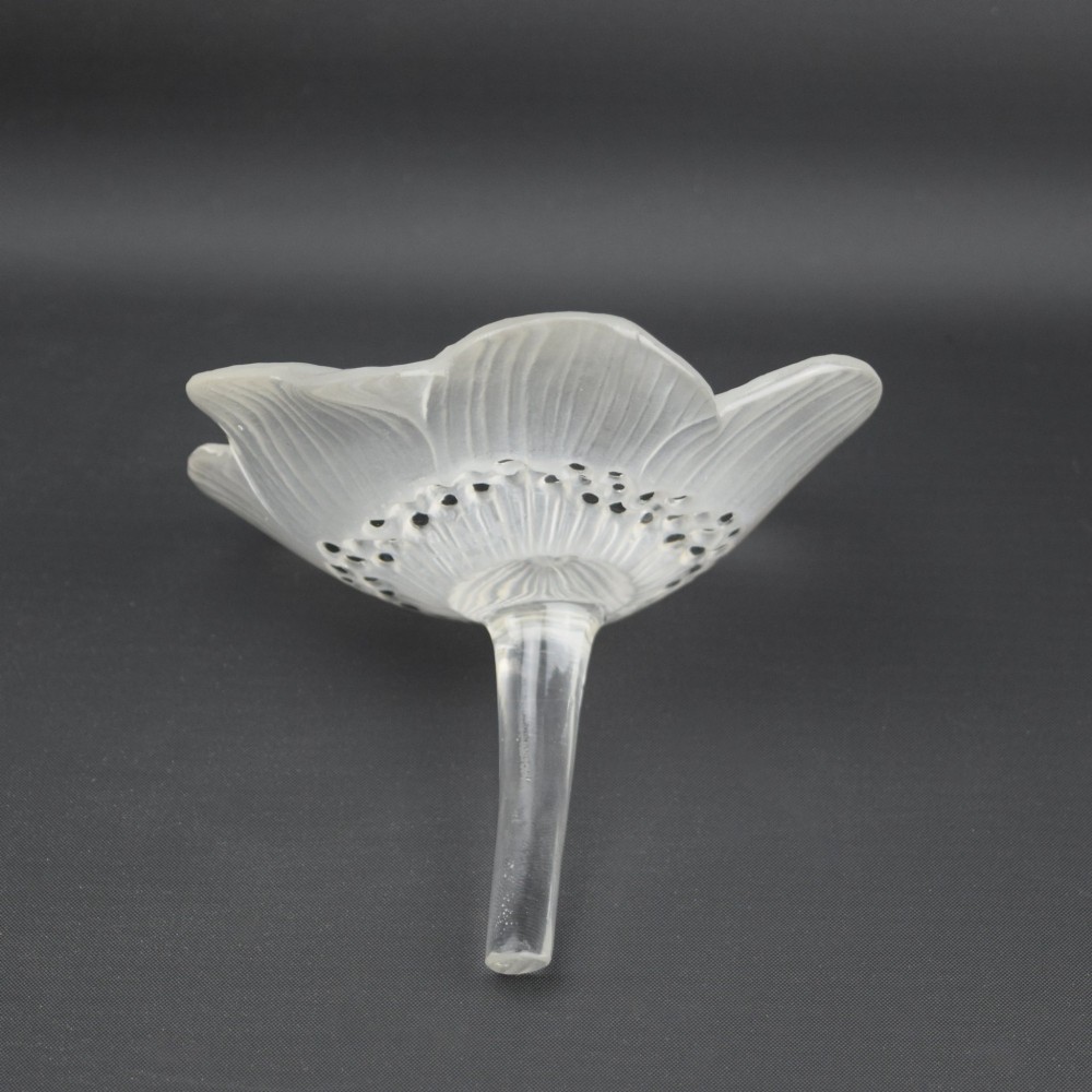 Rene Lalique Anemone ouverte flower paperweight C1931 View V