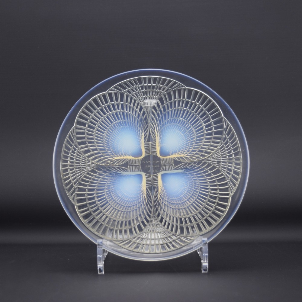 Rene Lalique opalescent coquilles no4 Plate C1924
