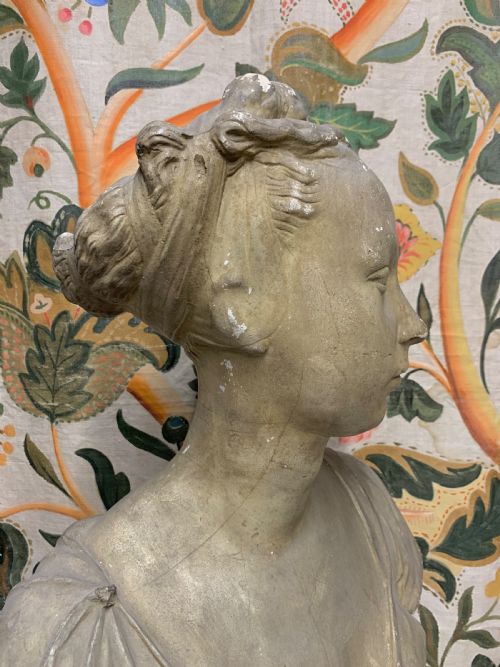 fig 4. BUST OF A PRINCESS BY D BRUCCIANI