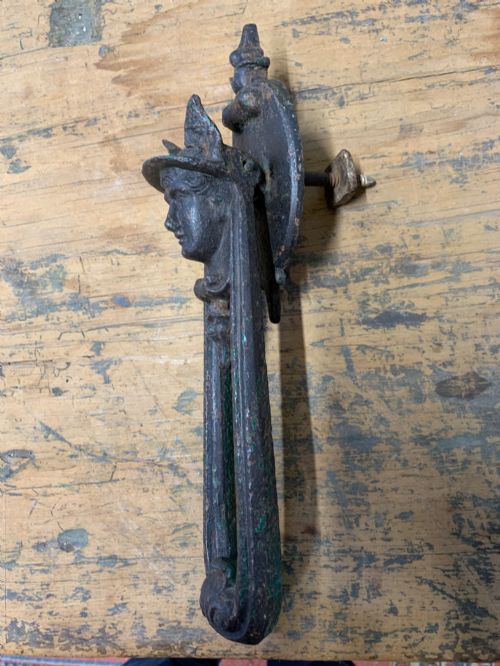 VICTORIAN CAST IRON DOOR KNOCKER WITH HERMES HEAD - ADDITIONAL PHOTO 4