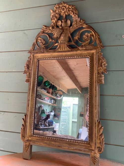 A PRETTY 18TH C FRENCH GILT MARRIAGE MIRROR