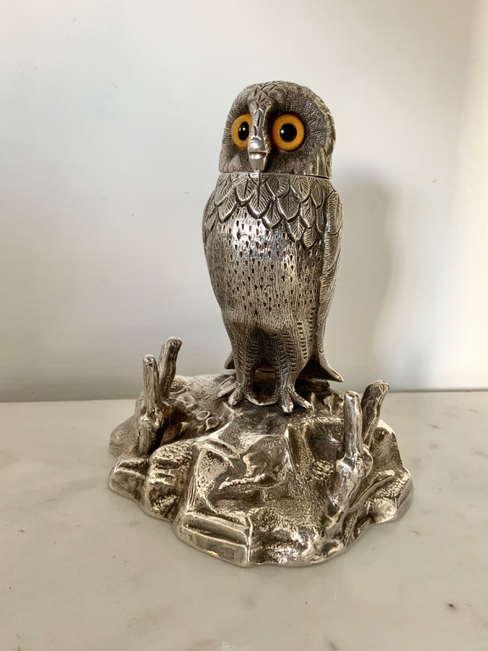 VICTORIAN NOVELTY INKSTAND IN THE FORM OF AN OWL