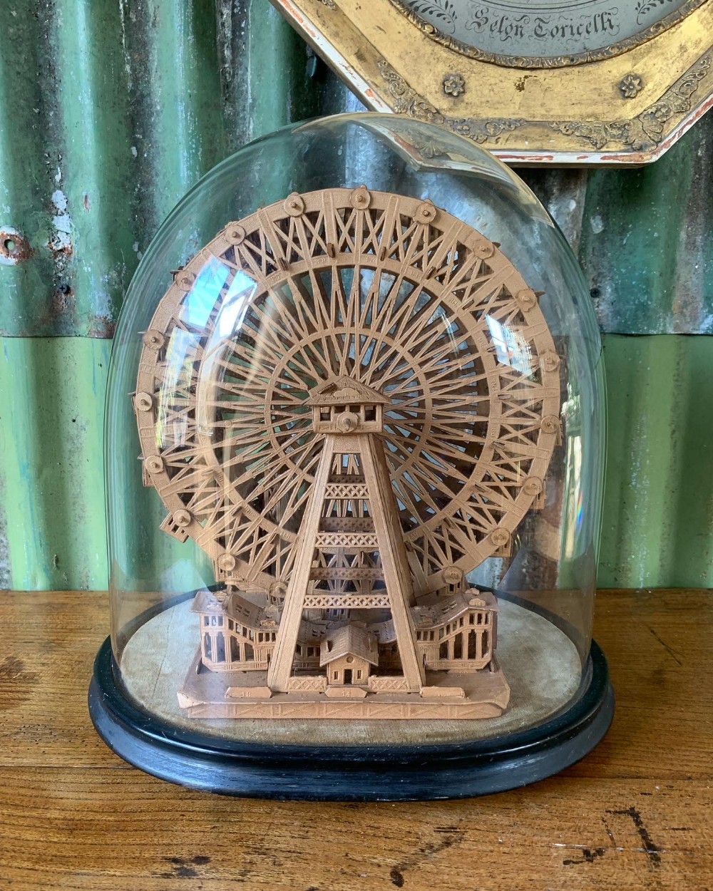 VICTORIAN MODEL OF A FERRIS WHEEL UNDER ITS GLASS DOME