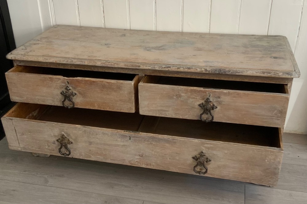 VICTORIAN 2 OVER 1 PINE CHEST View V