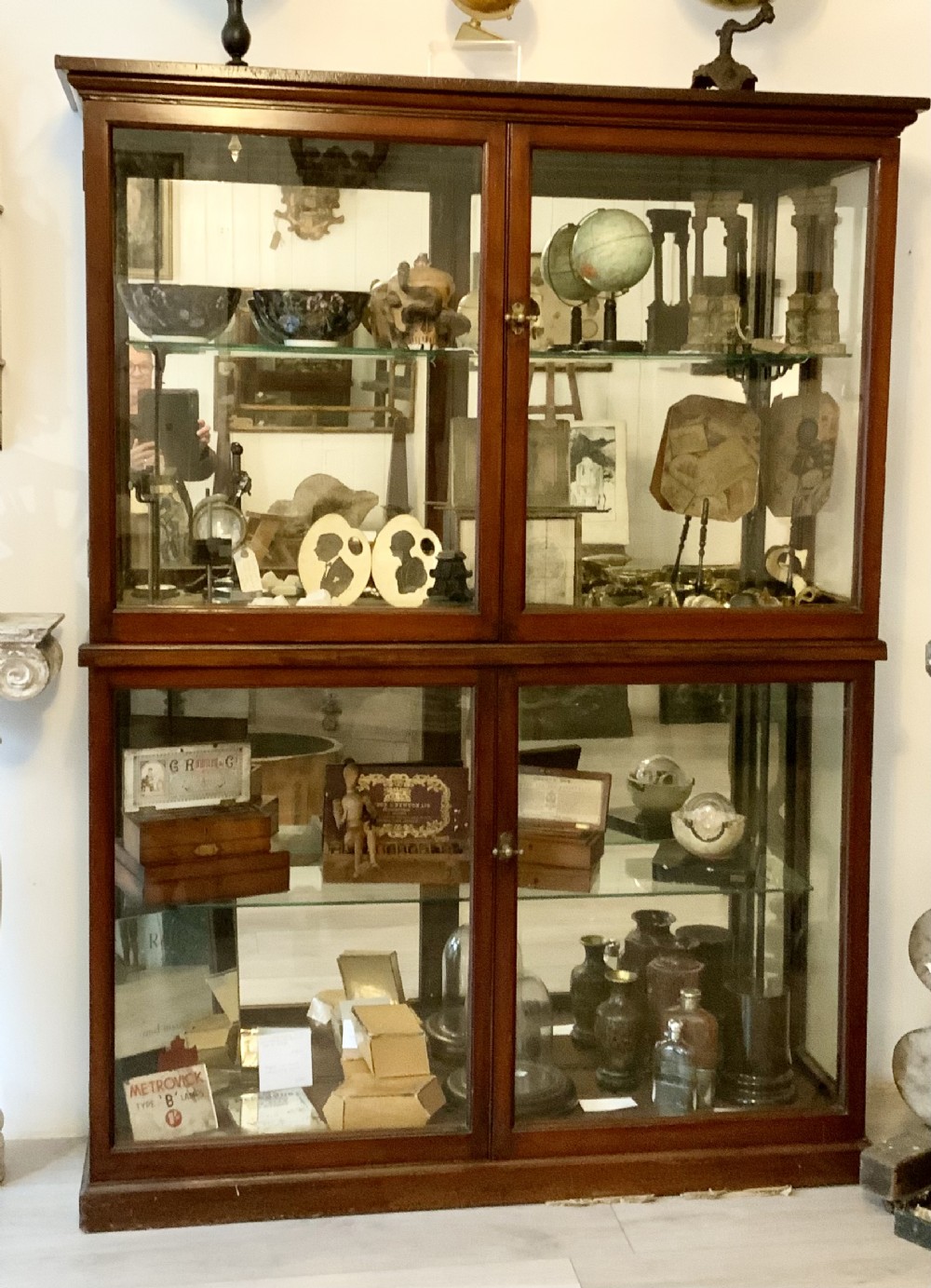 VICTORIAN MAHOGANY SHOP DISPLAY CABINET