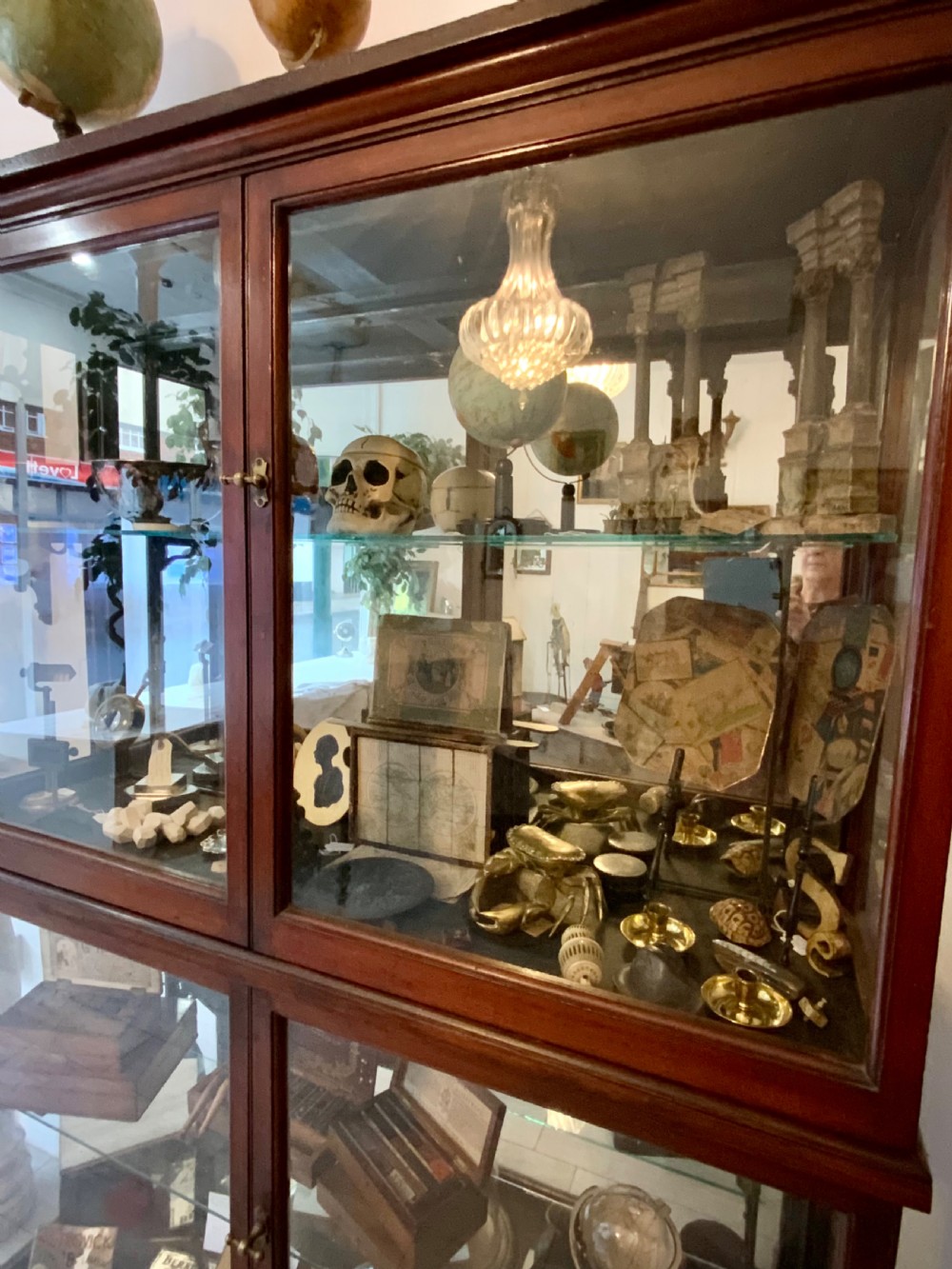 VICTORIAN MAHOGANY SHOP DISPLAY CABINET View III