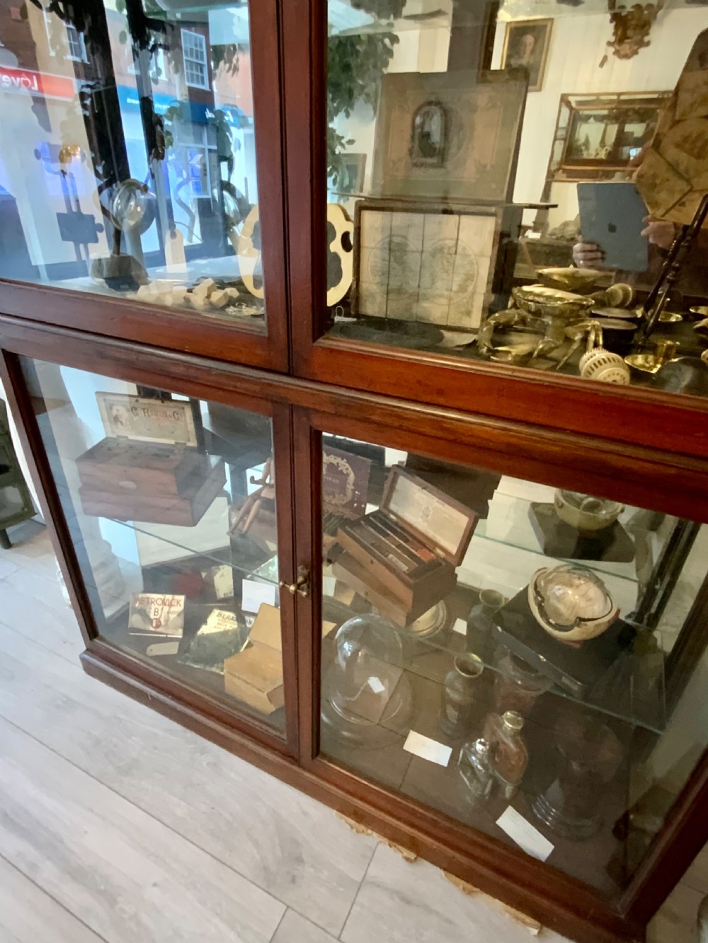 VICTORIAN MAHOGANY SHOP DISPLAY CABINET View V