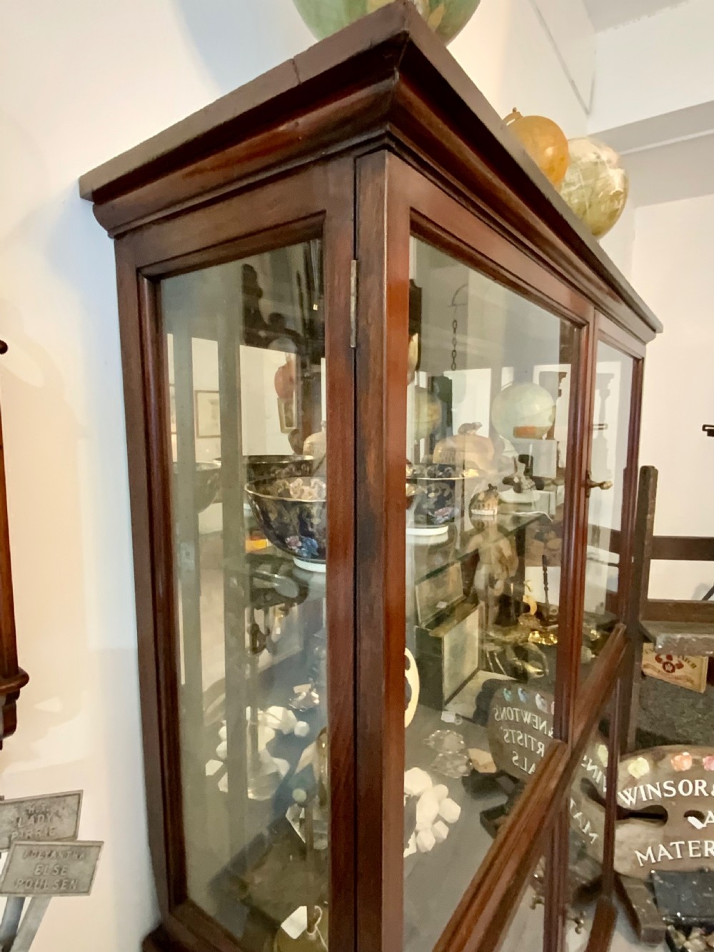 VICTORIAN MAHOGANY SHOP DISPLAY CABINET View VI