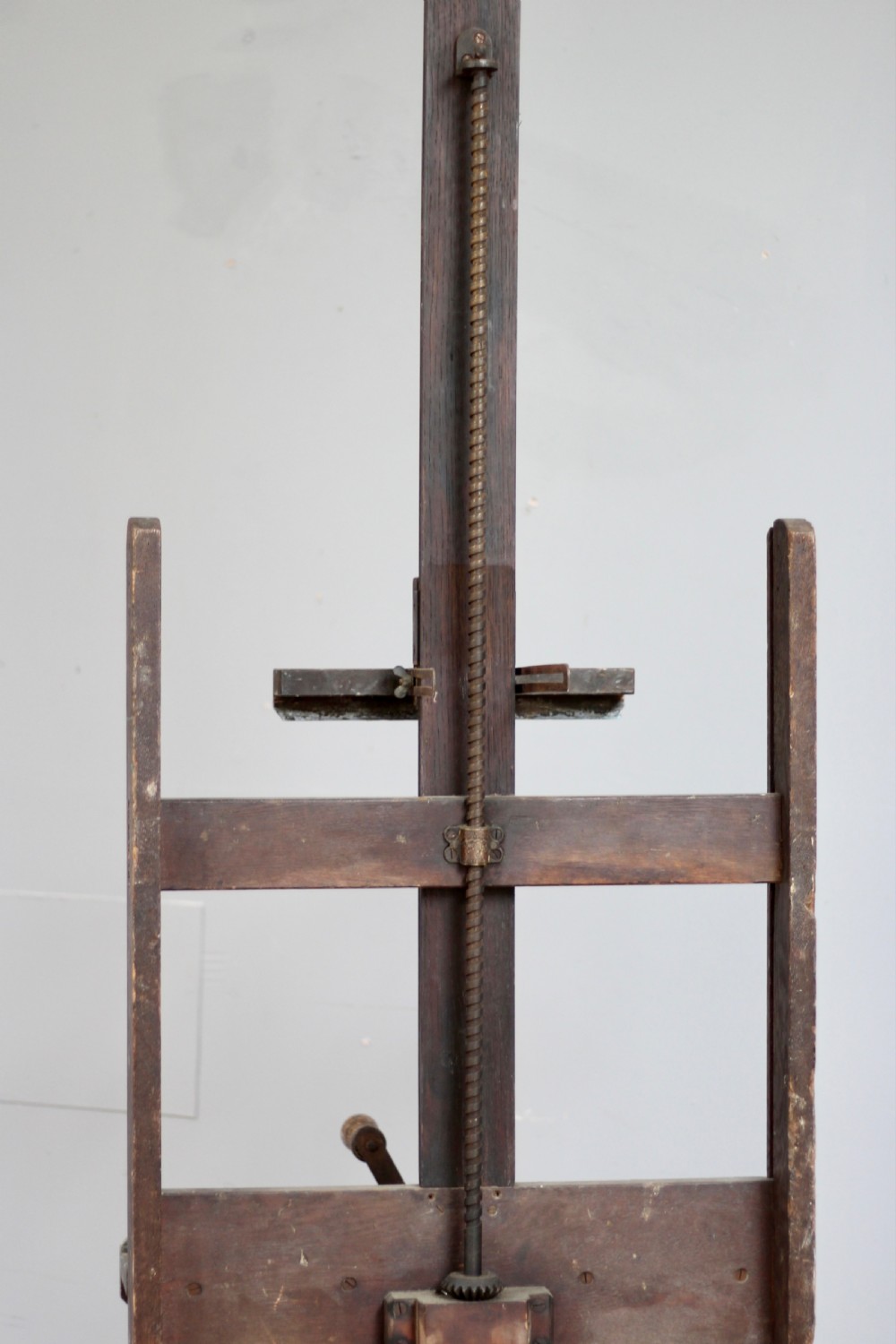 ANTIQUE ARTIST STUDIO EASEL View V