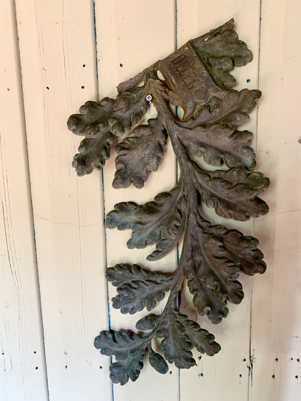 FRENCH ZINC OAK LEAVES