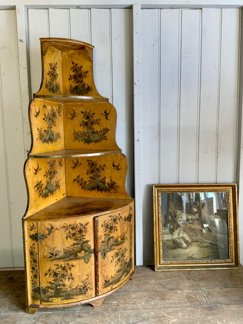 GEORGIAN CHINOISERIE SHELVES View II