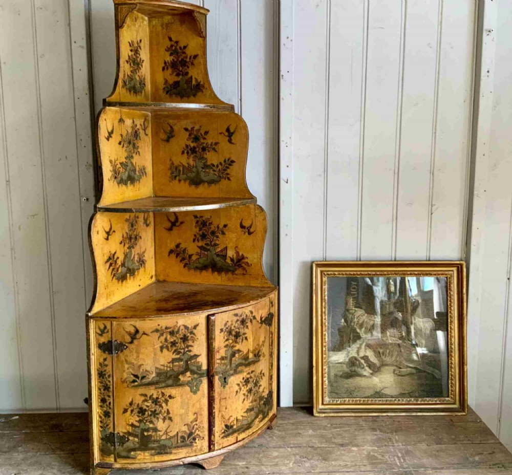 GEORGIAN CHINOISERIE SHELVES