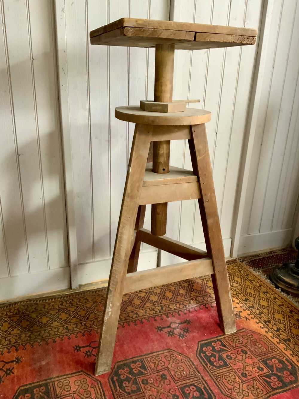 EARLY 20th CENTURY SCULPTOR’S STAND View VII