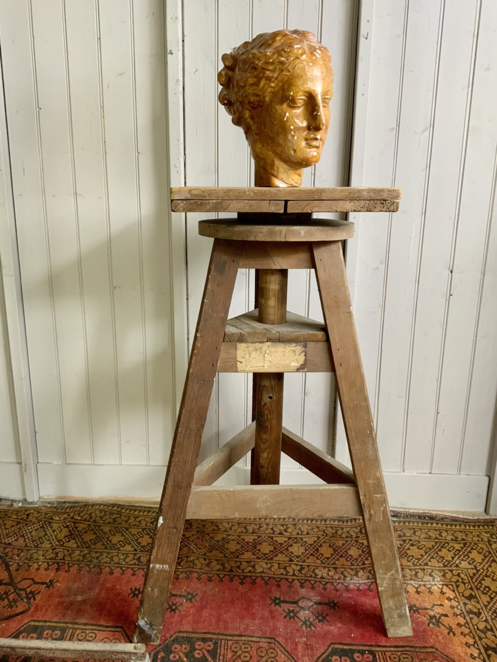 EARLY 20th CENTURY SCULPTOR’S STAND View III