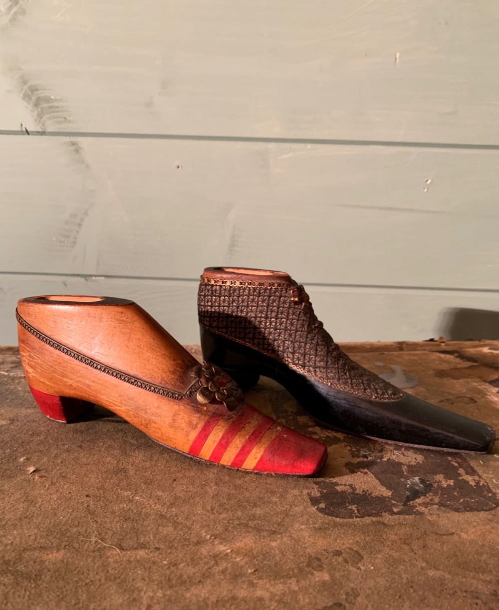 19th CENTURY FRENCH SALESMANS SHOE SAMPLES