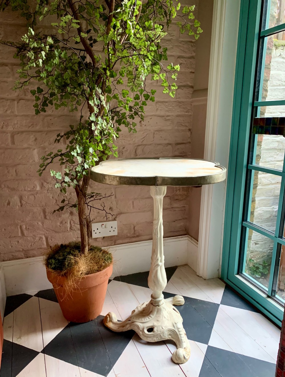 RARE FRENCH ART NOUVEAU PERIOD QUATREFOIL MARBLE TOP CAFÉ TABLE View II