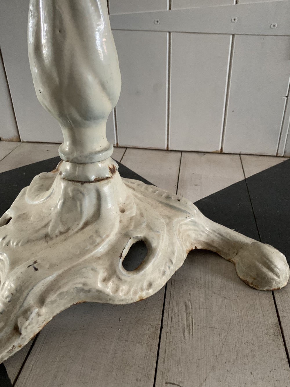 RARE FRENCH ART NOUVEAU PERIOD QUATREFOIL MARBLE TOP CAFÉ TABLE View VIII