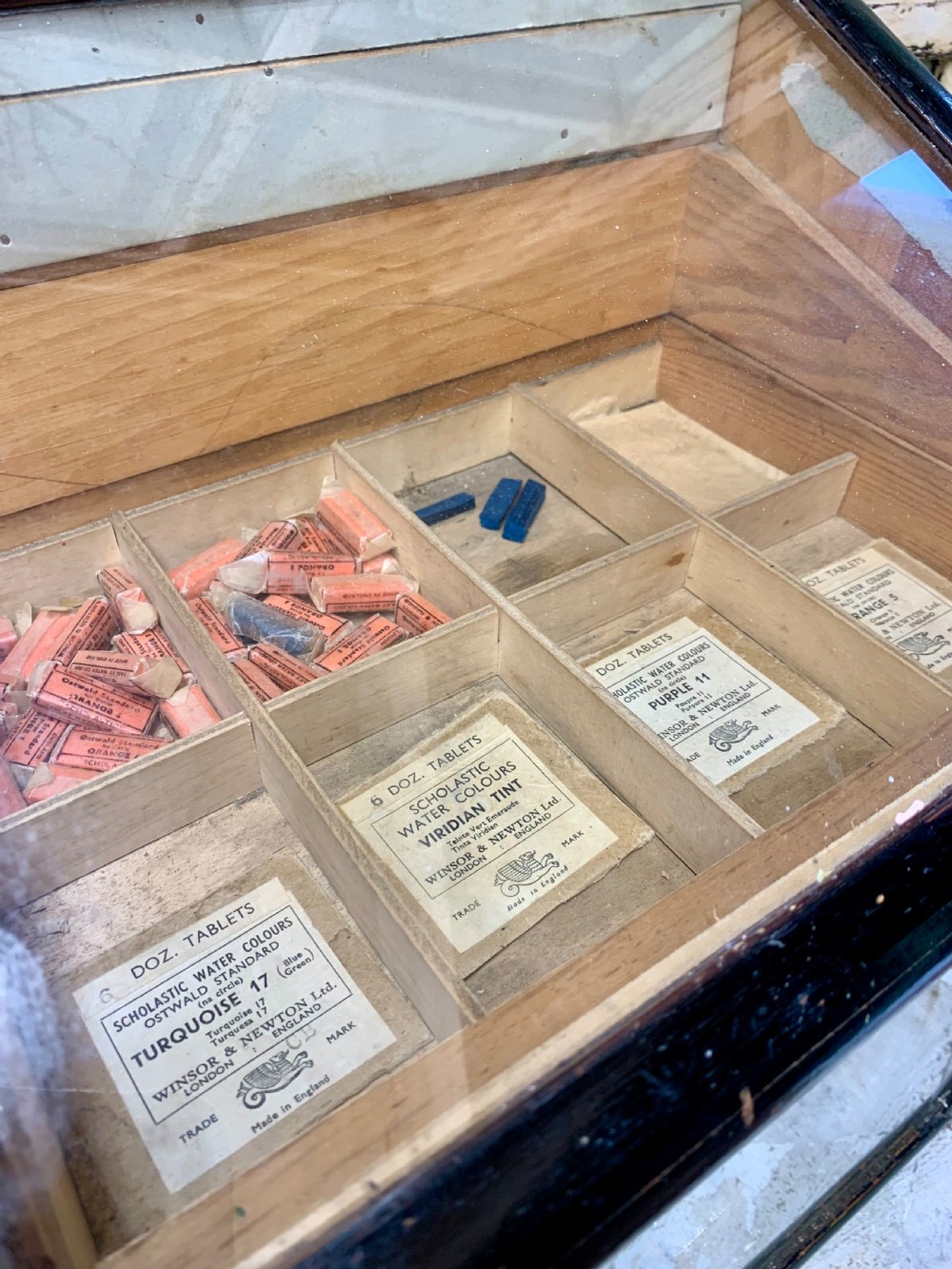 A RARE SHOP COUNTER CABINET FOR WINSOR & NEWTON View III