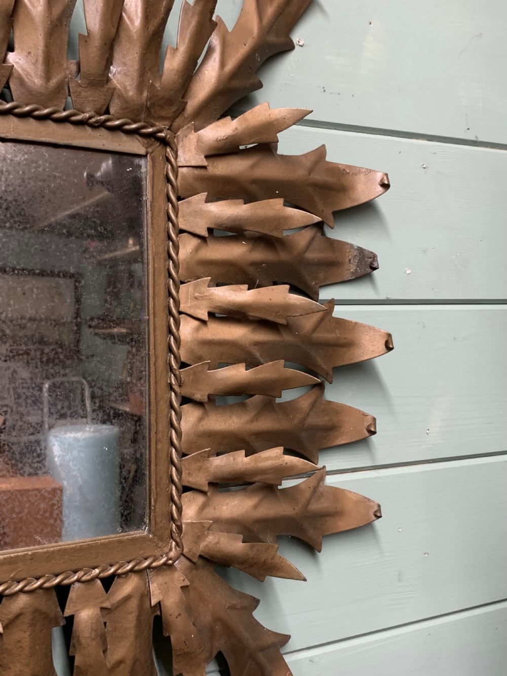 QUALITY MID CENTURY TOLEWARE MIRROR View IV