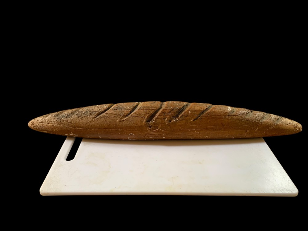 AN EARLY 20th C BAKER’S DISPLAY BREAD STICK