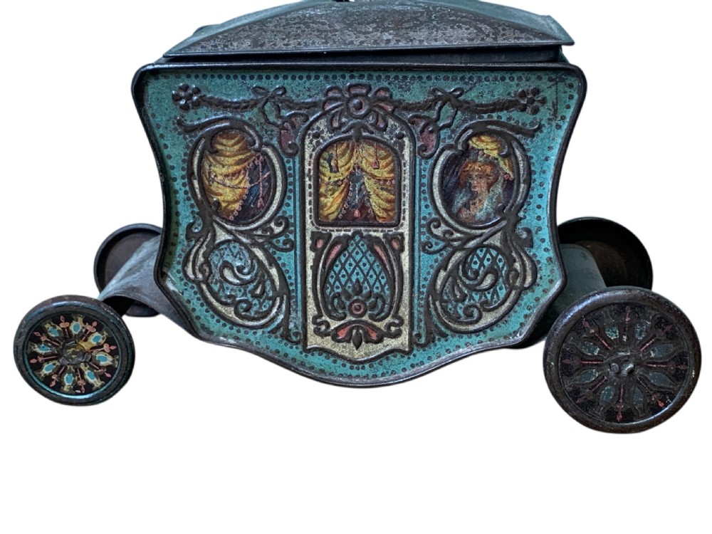 MACFARLANE LANG & CO CORONATION COACH BISCUIT TIN View IV