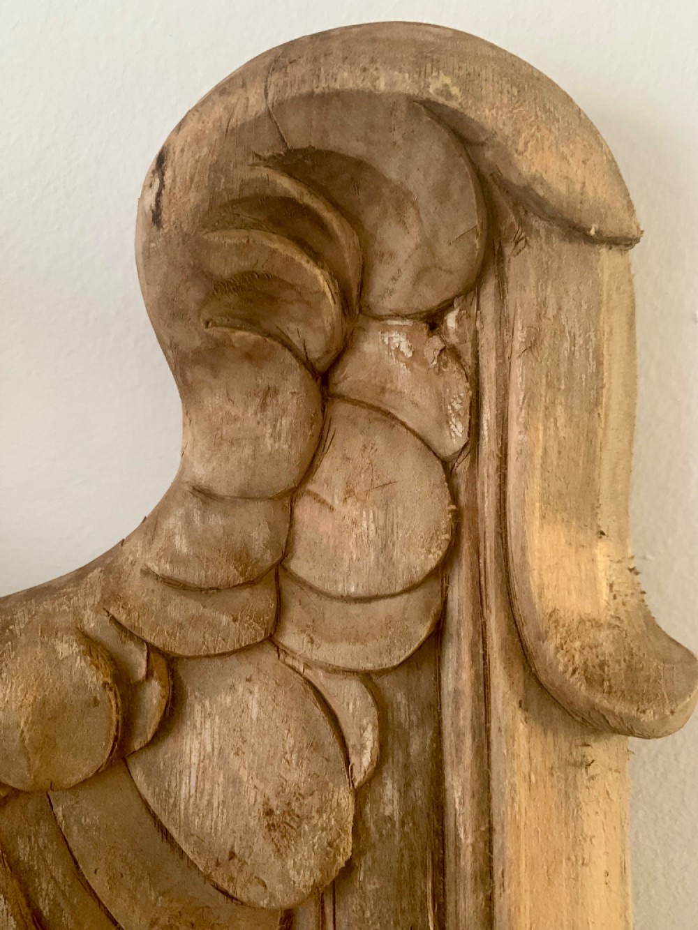 STUNNING ANTIQUE CARVING OF AN EAGLE View VII