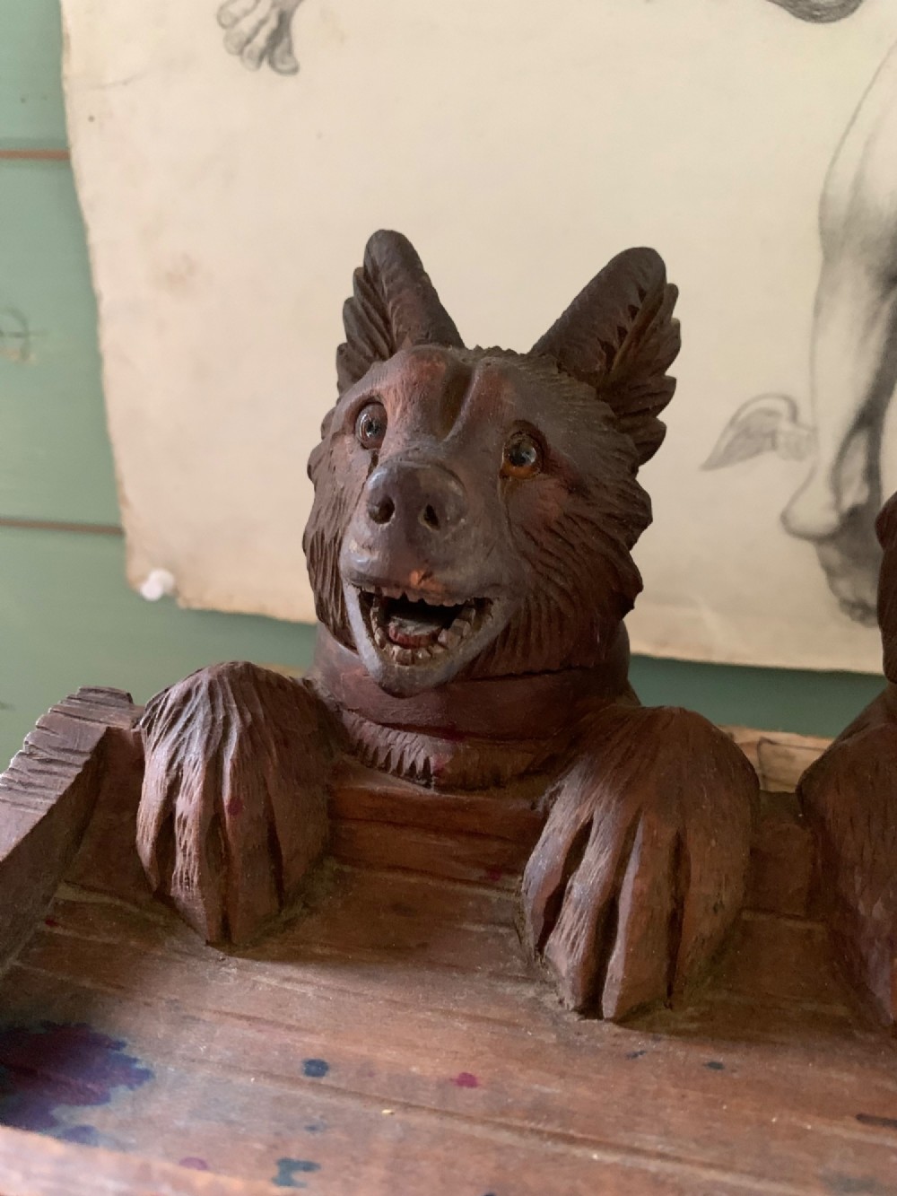 BLACK FOREST DOG INKSTAND View V