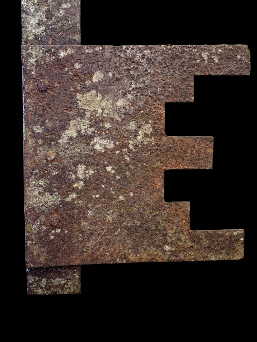 A LARGE 19th C FORGED IRON LOCKSMITH TRADE SIGN View IV