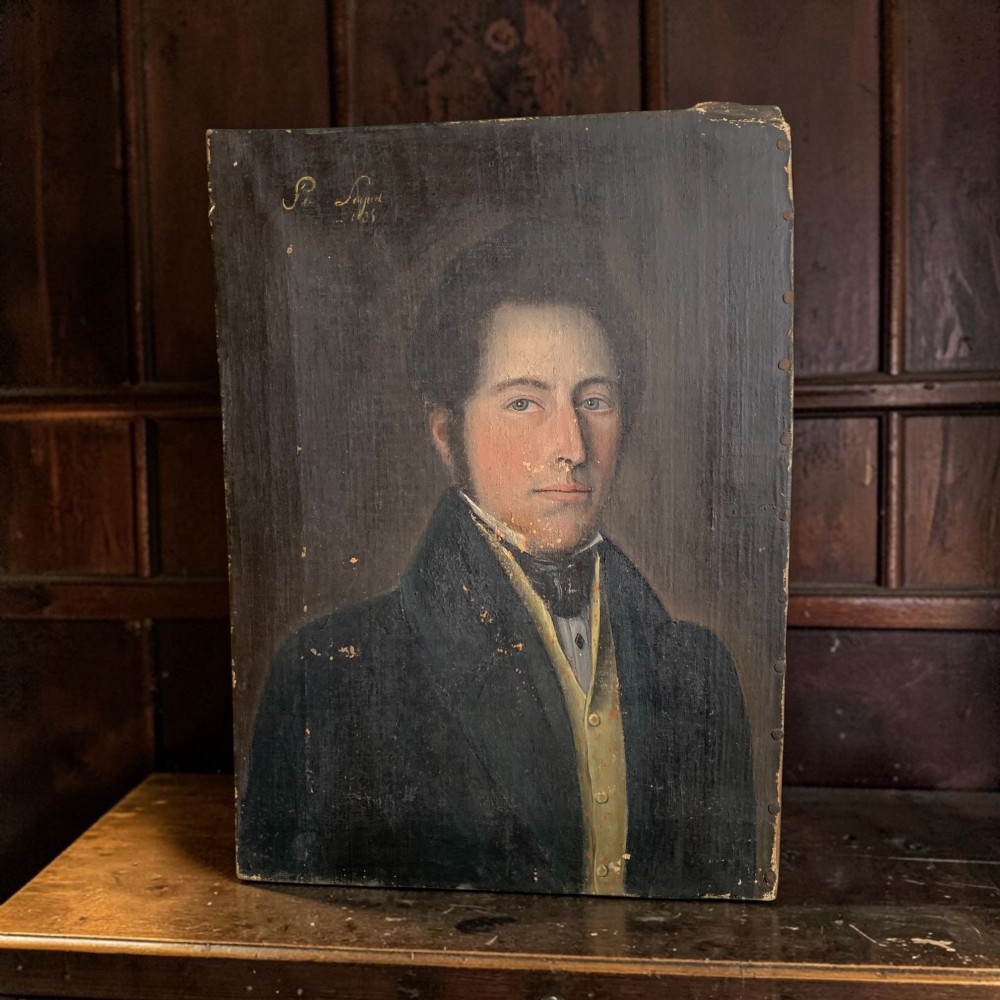 19th C FRENCH OIL PORTRAIT OF A GENT WITH BLUE EYES