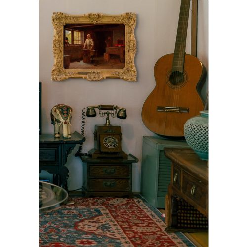 EDWIN HUGHES THE BLACKSMITH ANTIQUE OIL PAINTING - ADDITIONAL PHOTO 3