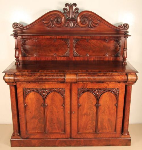 Excellent Early Victorian Chiffonier