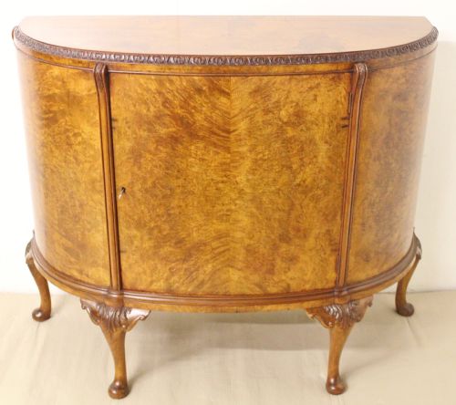 Demi-lune Burr Walnut Commode
