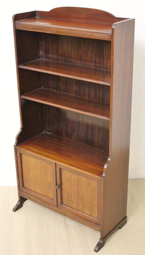 Mahogany Open Bookcase